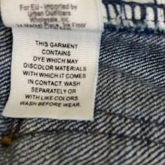 Free People Logan Button Fly Denim Shorts - Sz 24 - Picture 6 of 6